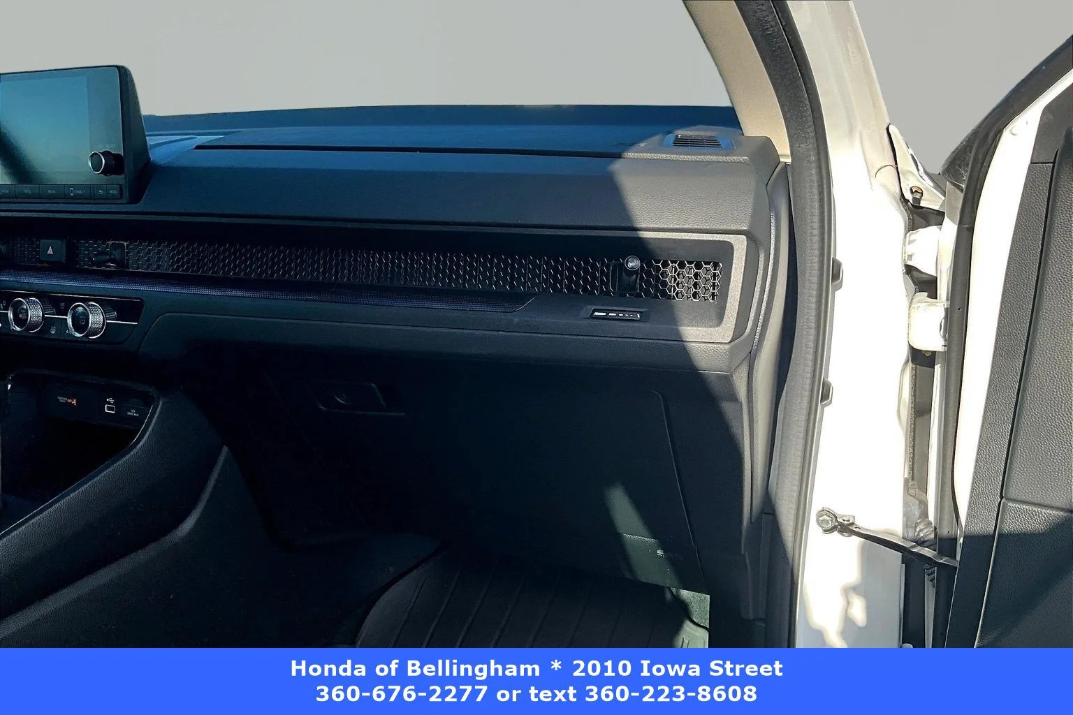 2024 Honda CR-V LX - Photo 22