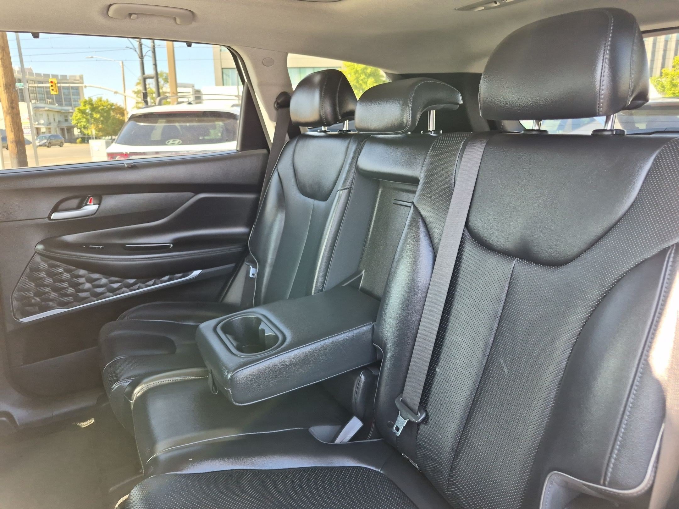 Used 2021 Quartz White Hyundai Limited image 27