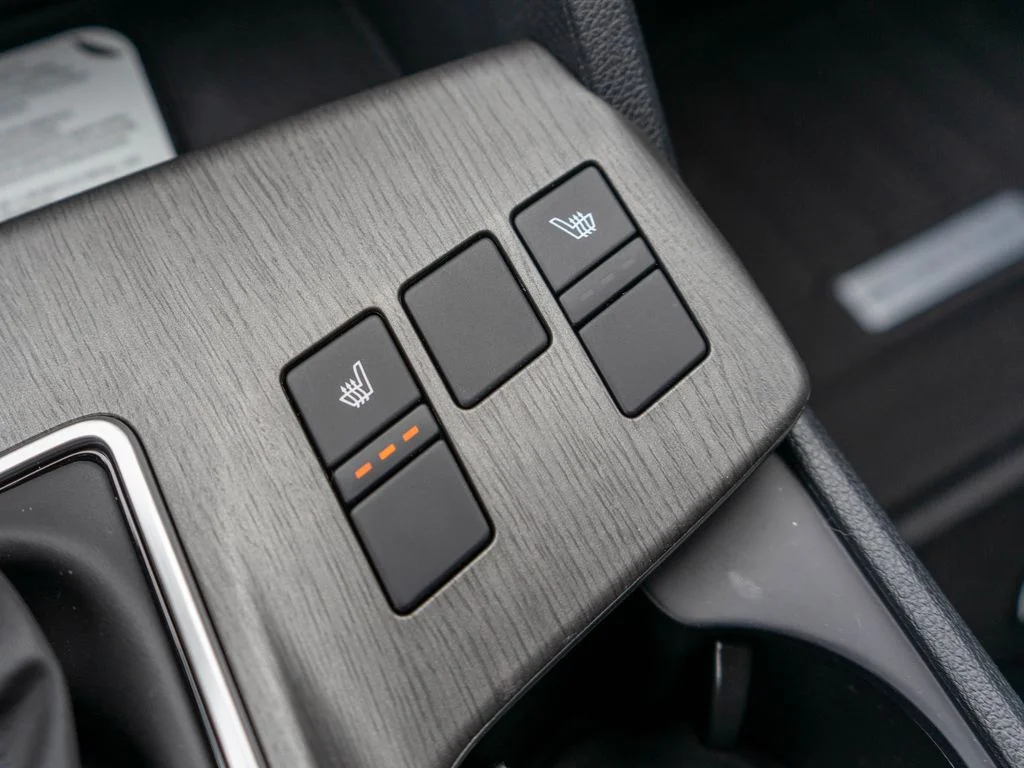 New 2026 White Kia X-Line image 26