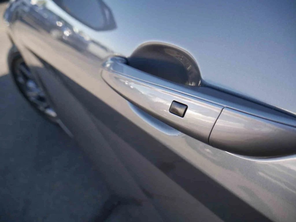 Used 2024 Silver Hyundai SEL image 9