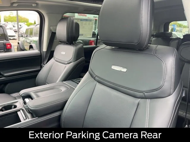 New 2026 Glacier Gray Metallic Tri-Coat Ford Platinum® image 16