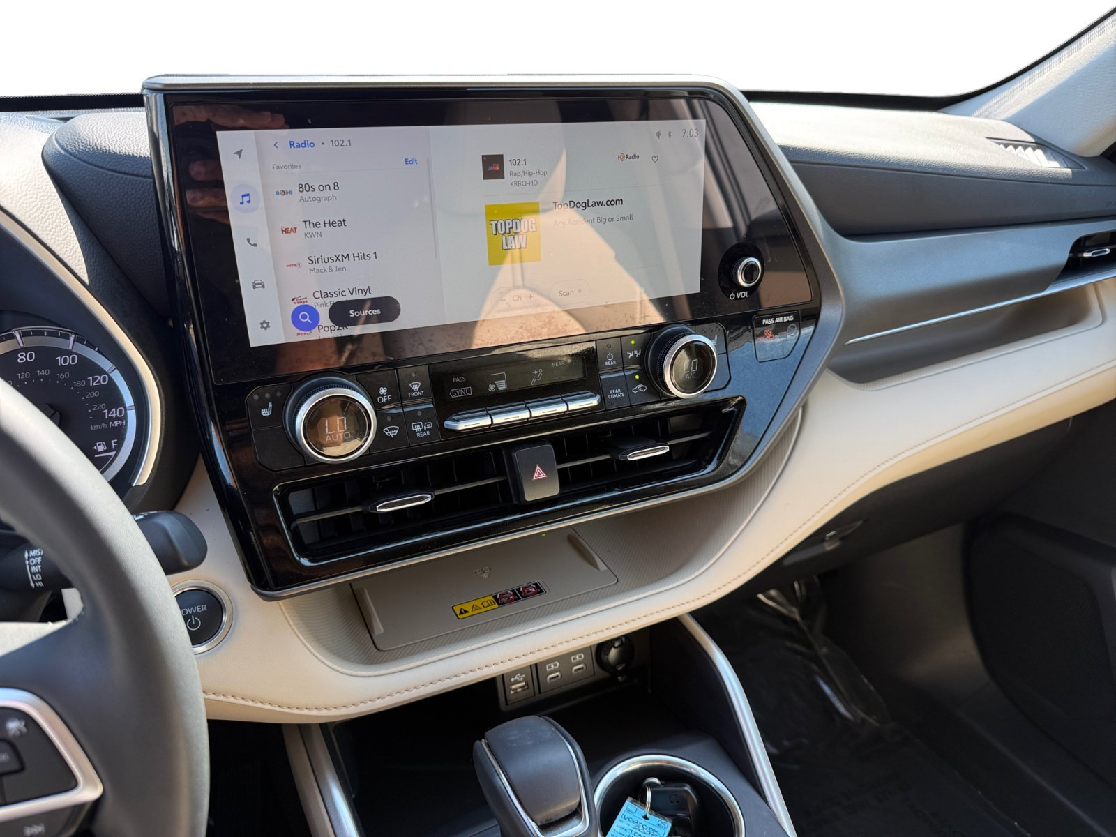 Used 2025 Cypress Toyota XLE image 12