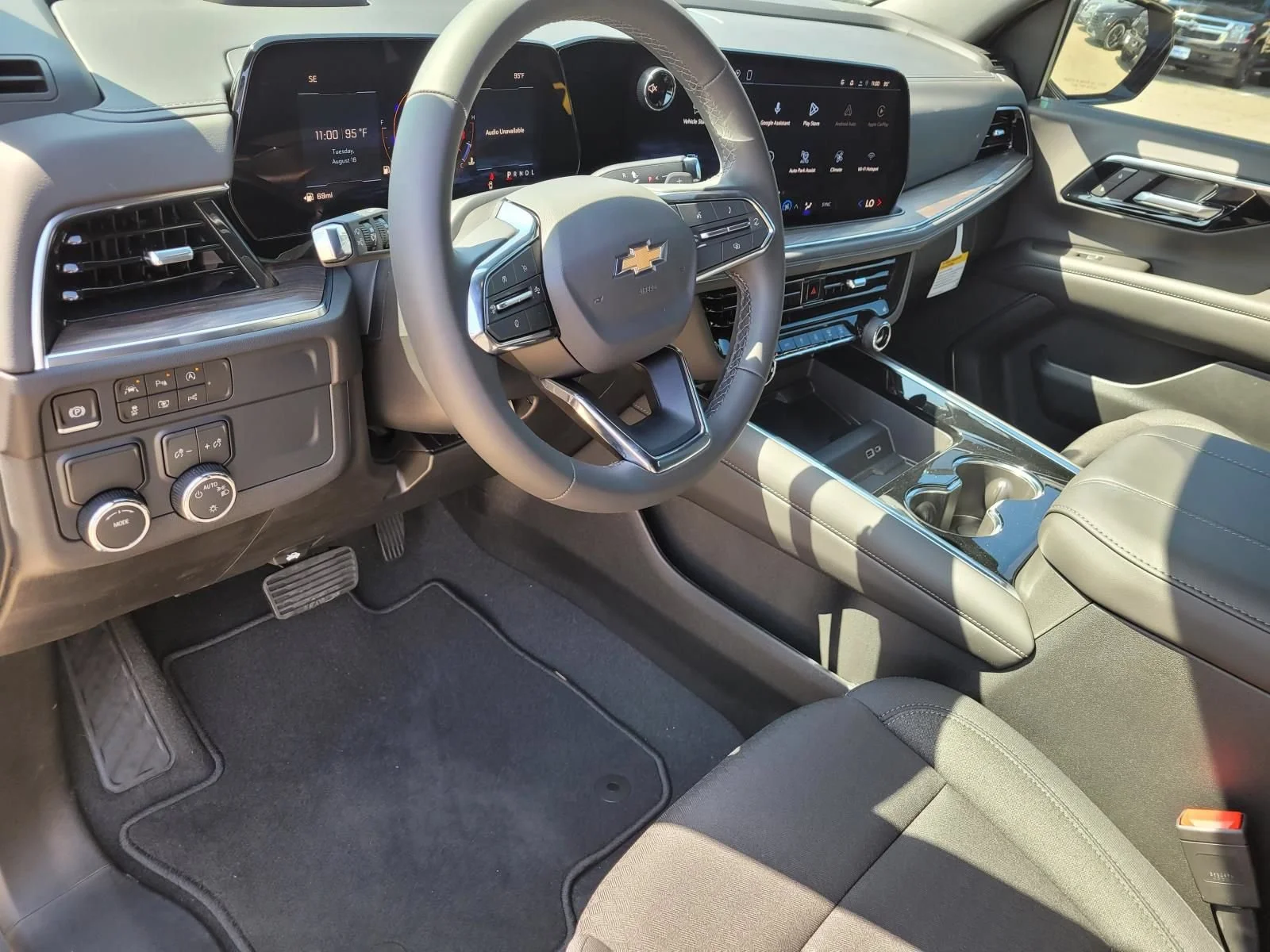 2026 Chevrolet Tahoe LS - Photo 16