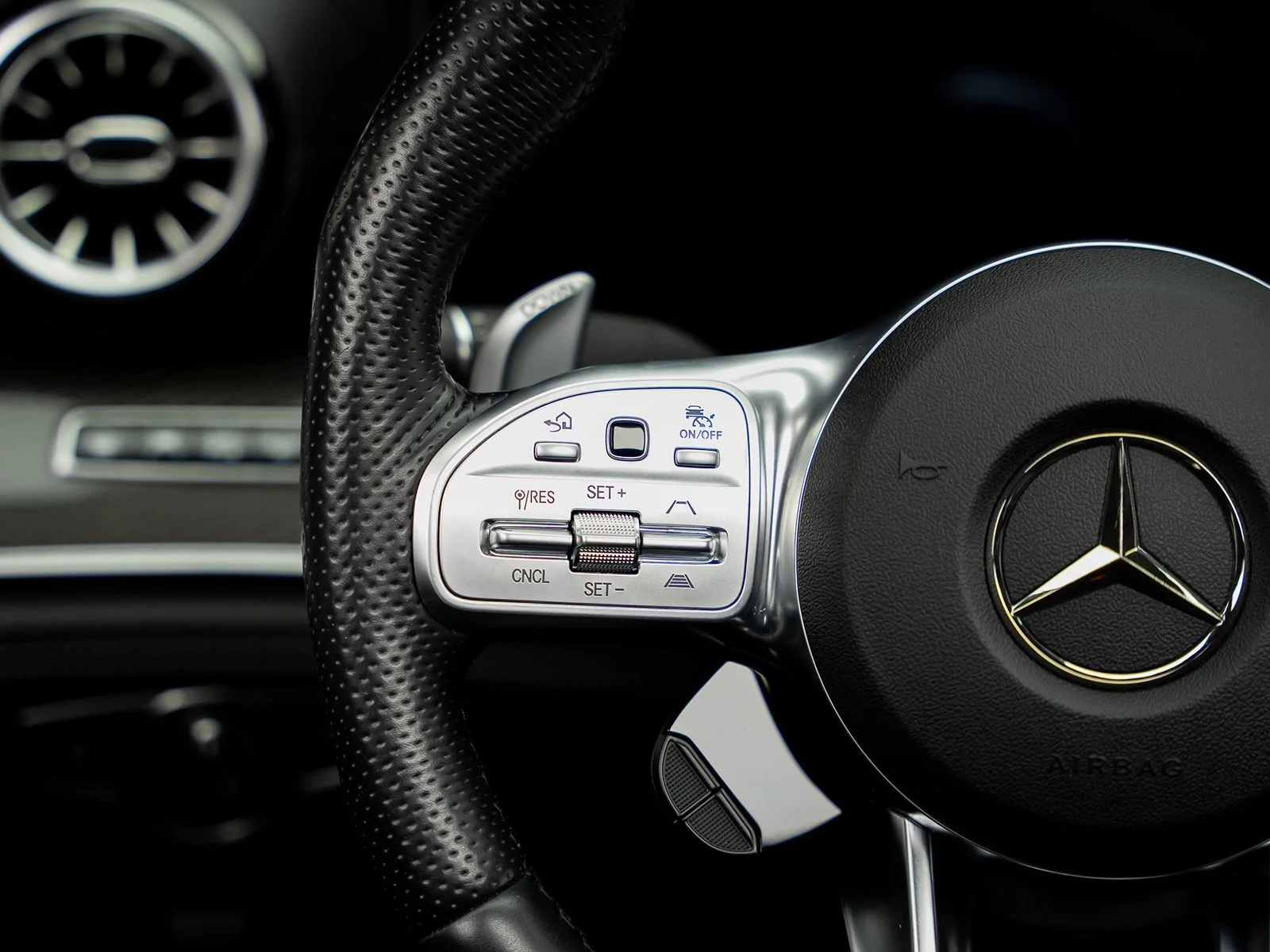 Used 2020 White Mercedes-Benz Base image 49