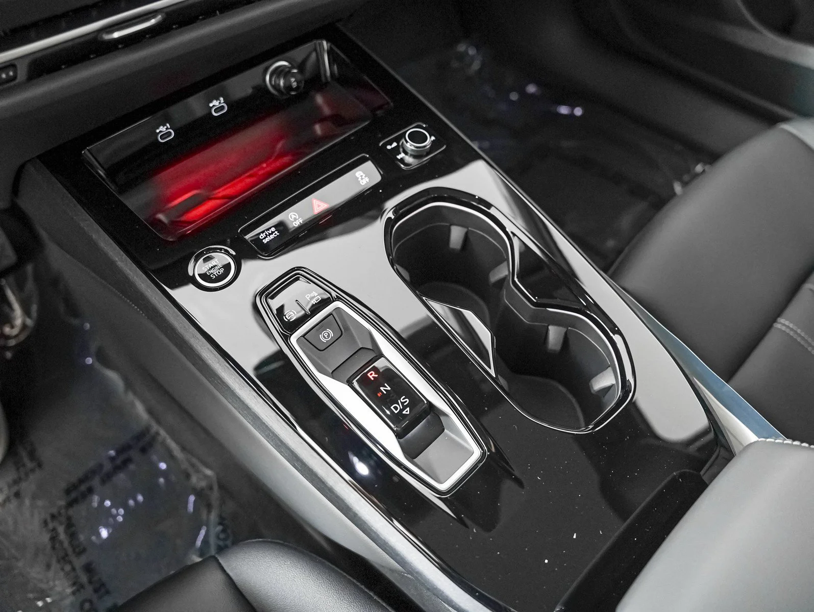 New 2026 Arkona White Audi Premium Plus image 18