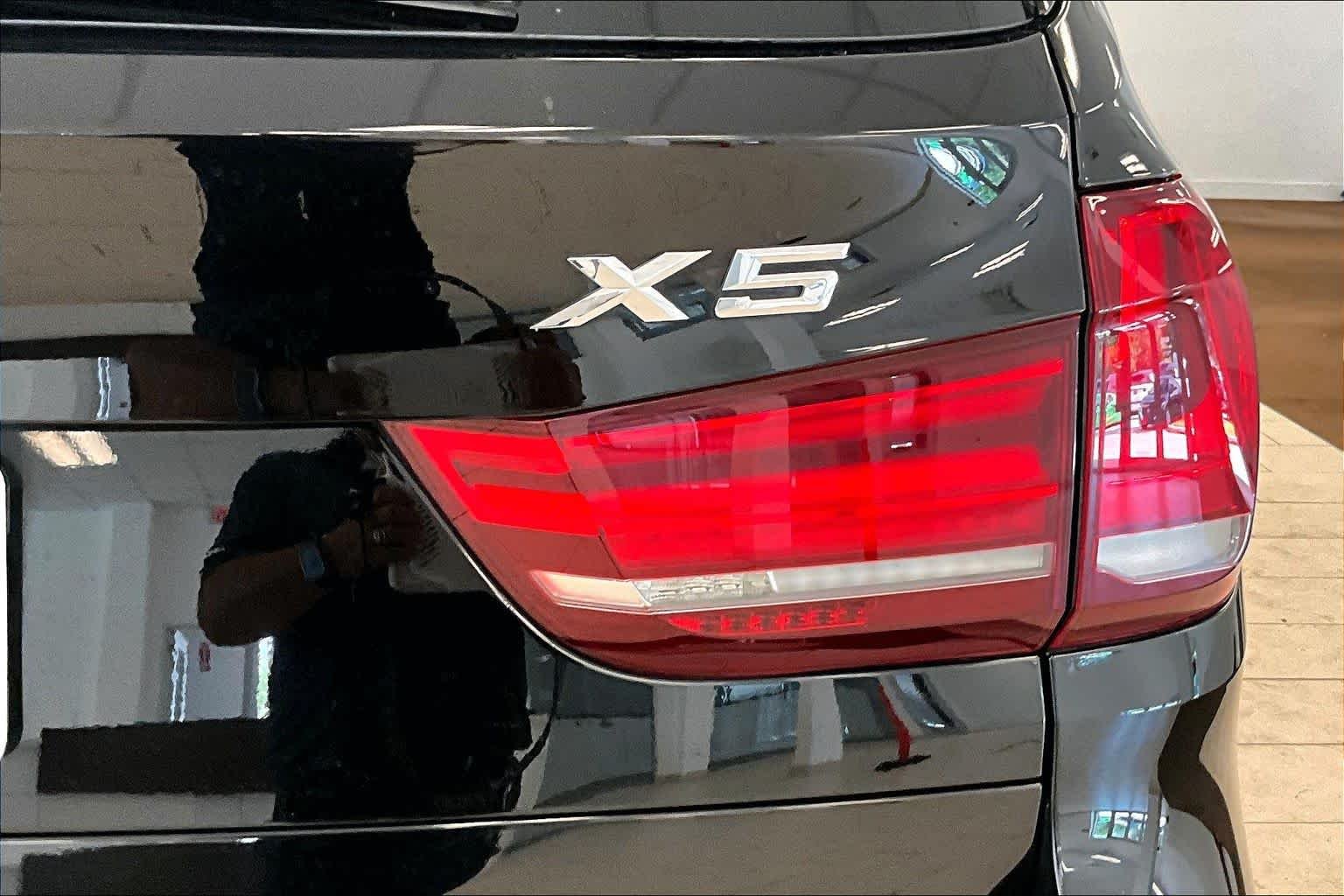 Used 2017 Jet Black BMW sDrive35i image 28