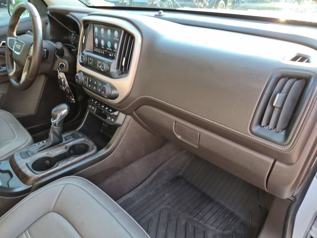 Used 2022 Summit White GMC Denali image 40