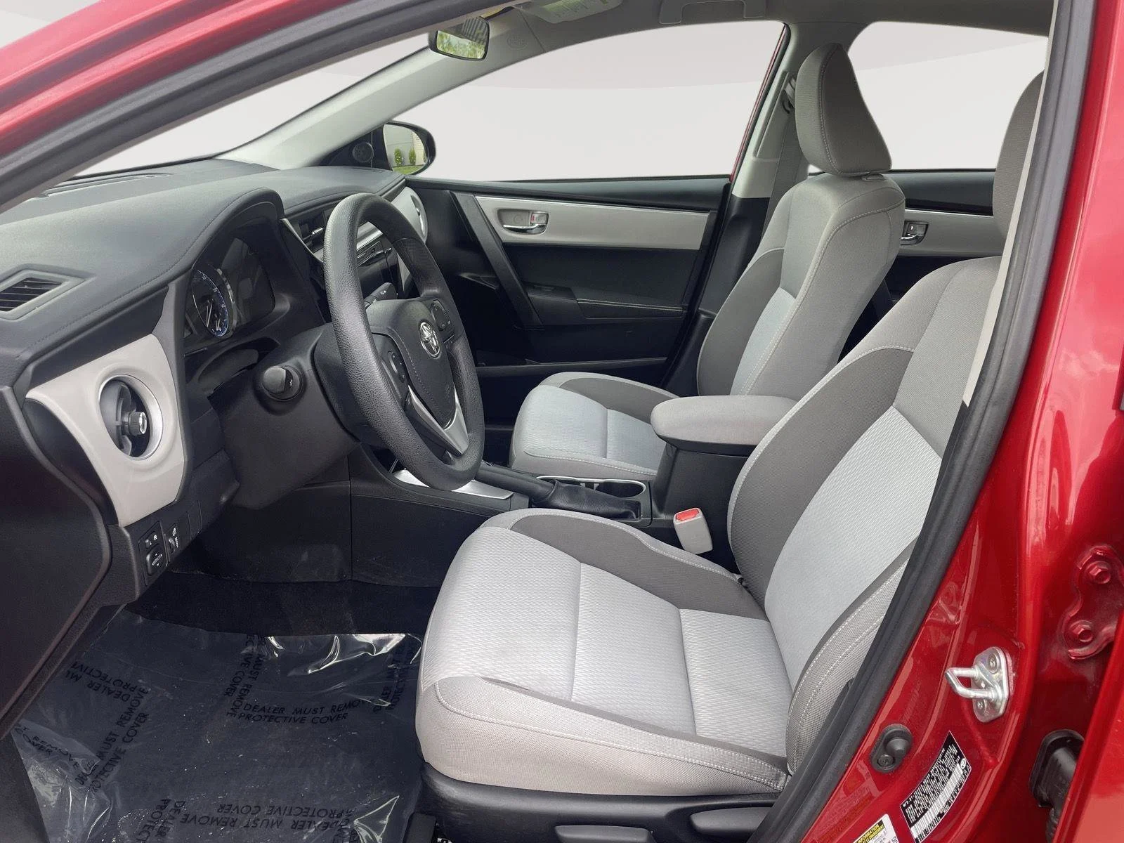 Used 2018 Barcelona Red Metallic Toyota LE image 18