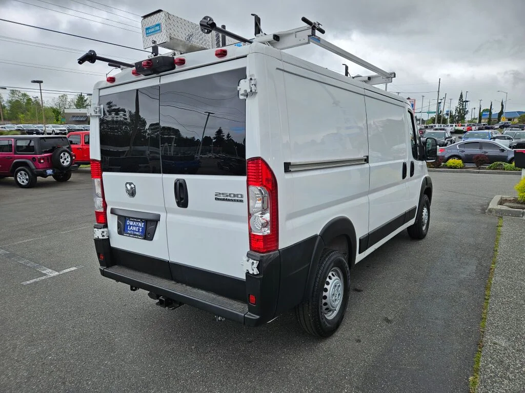Used 2025 White Ram Base image 5