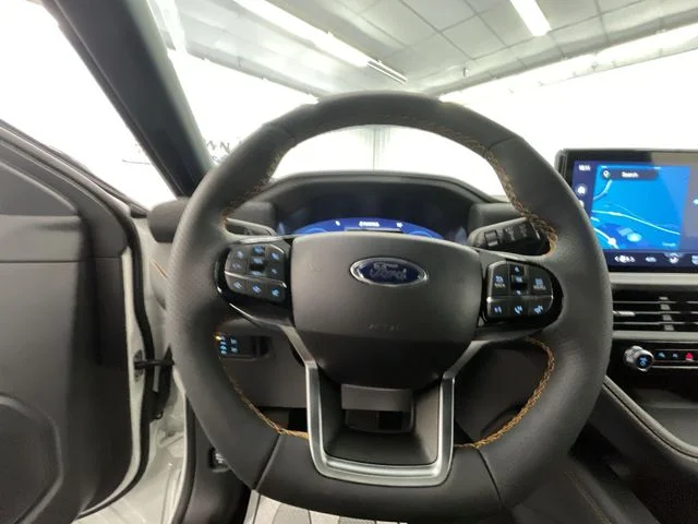 New 2027 Star White Metallic Tri-Coat Ford Tremor® image 14