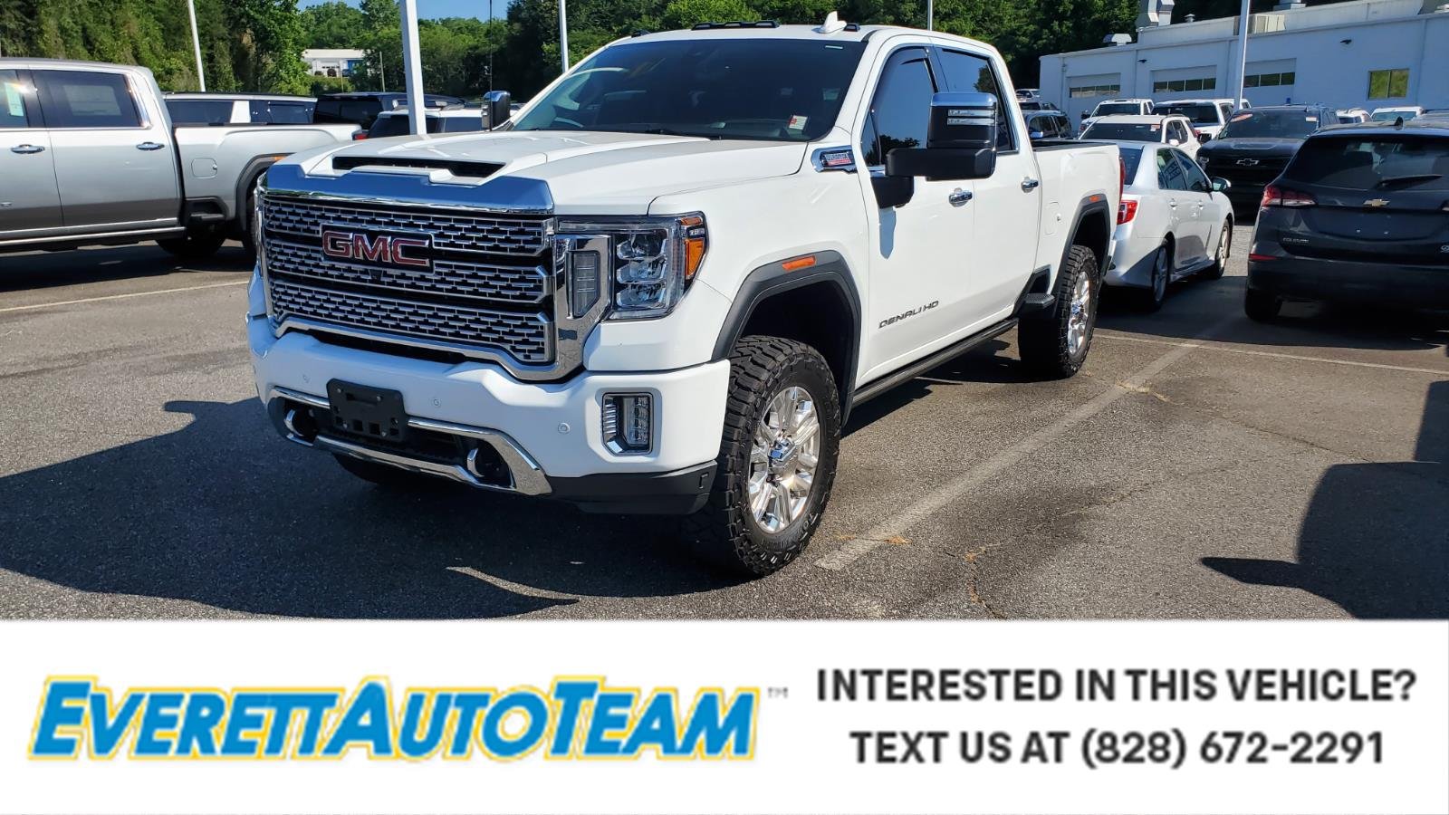 2022 GMC Sierra 4WD Crew Cab Standard Box Denali's photo