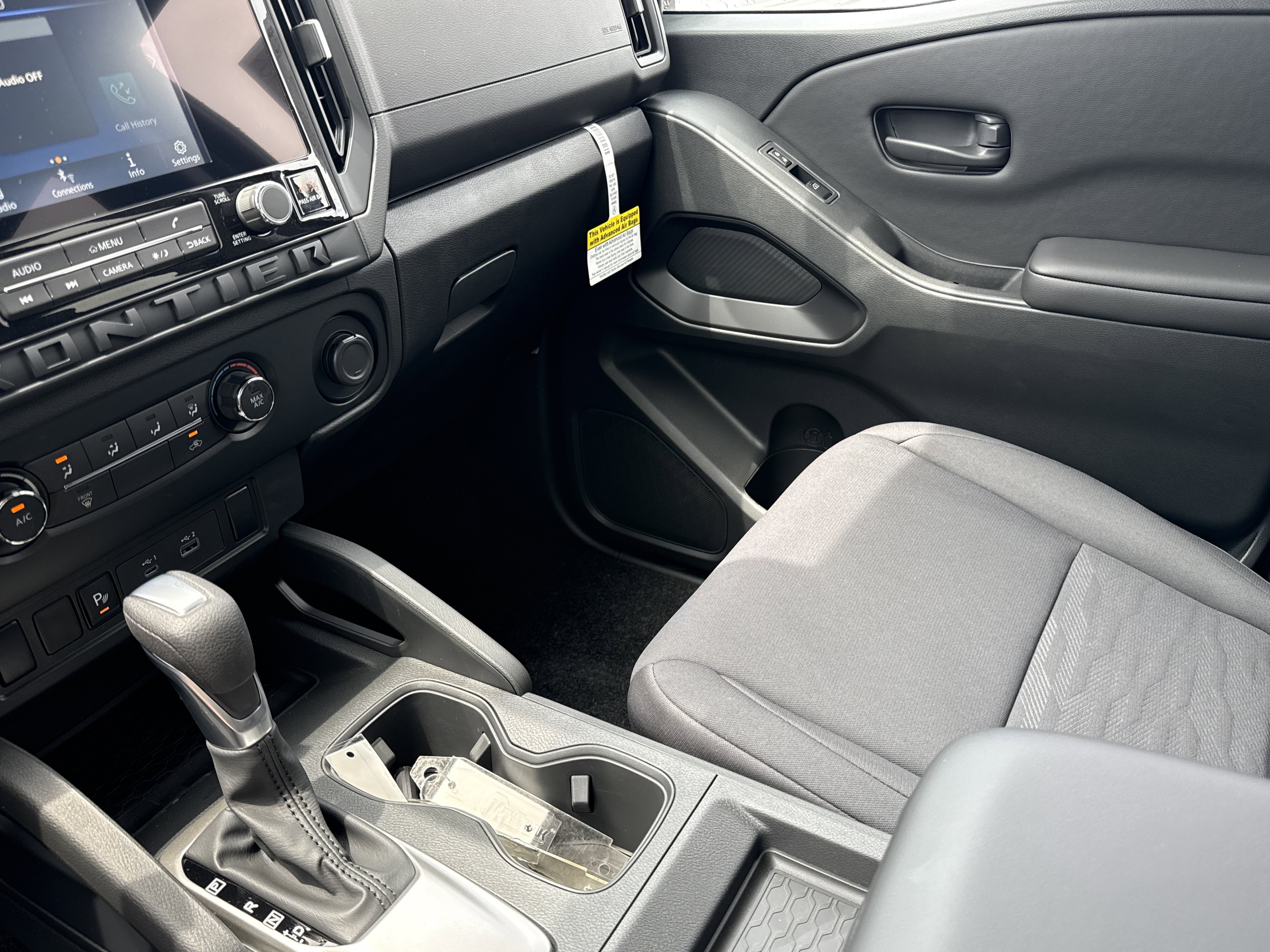 New 2026 Glacier White Nissan Crew Cab S image 16