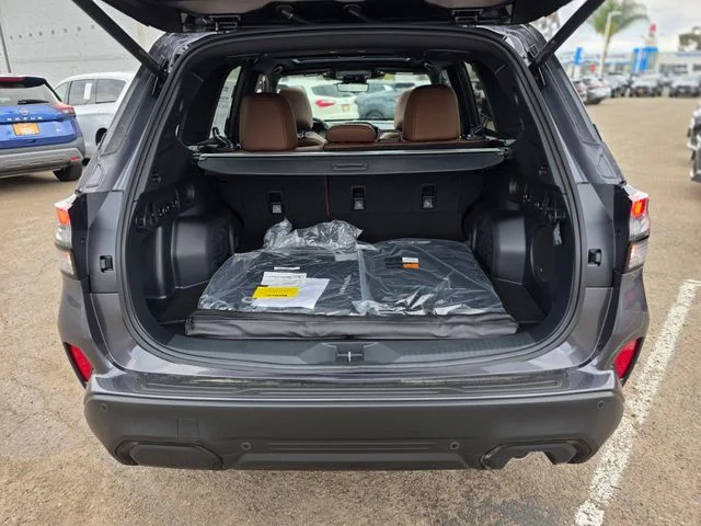 New 2026 MAGNETITE GRAY METALLIC Subaru Touring image 13