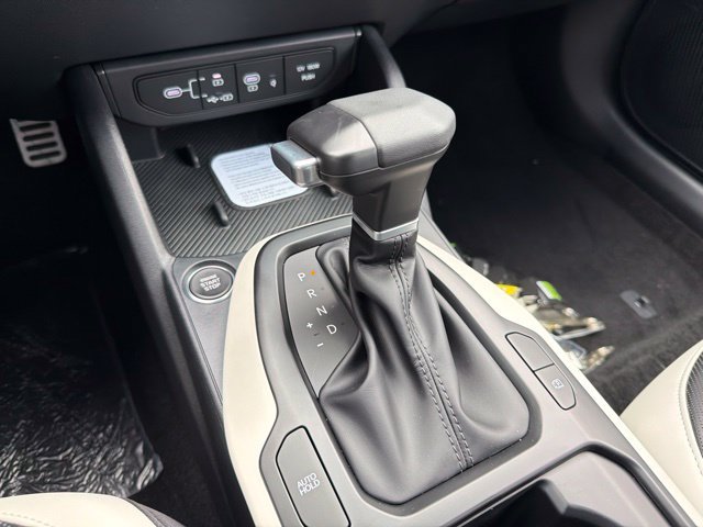 New 2026 Snow White Pearl Kia GT-Line Turbo image 19