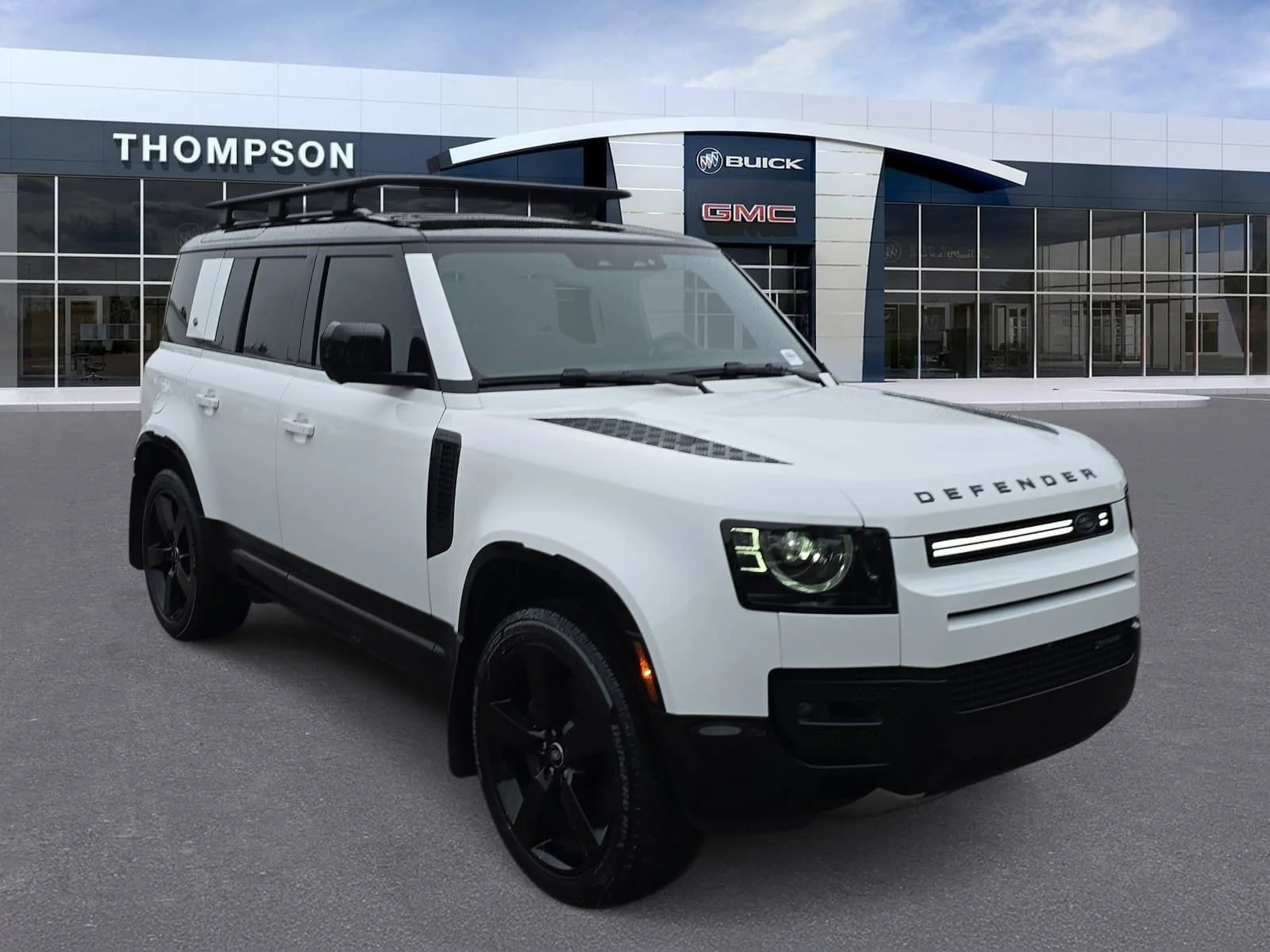 2022 Land Rover Defender X-Dynamic HSE's photo
