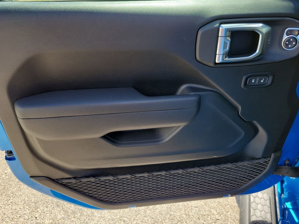 2025 Jeep Wrangler 4-Door Sport S - Photo 12
