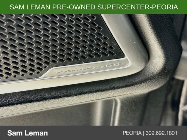 Used 2021 Black Kia LX image 18