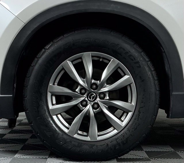 Used 2018 White Mazda Touring image 11