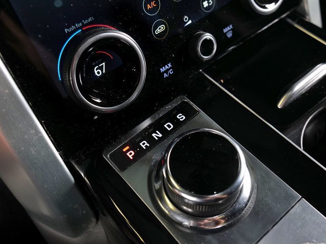 Used 2020 Black Land Rover Autobiography image 22