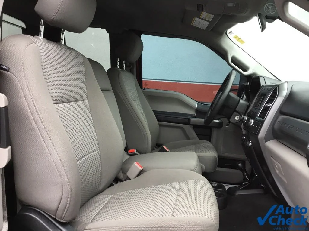 Used 2017 Red Ford XLT image 37