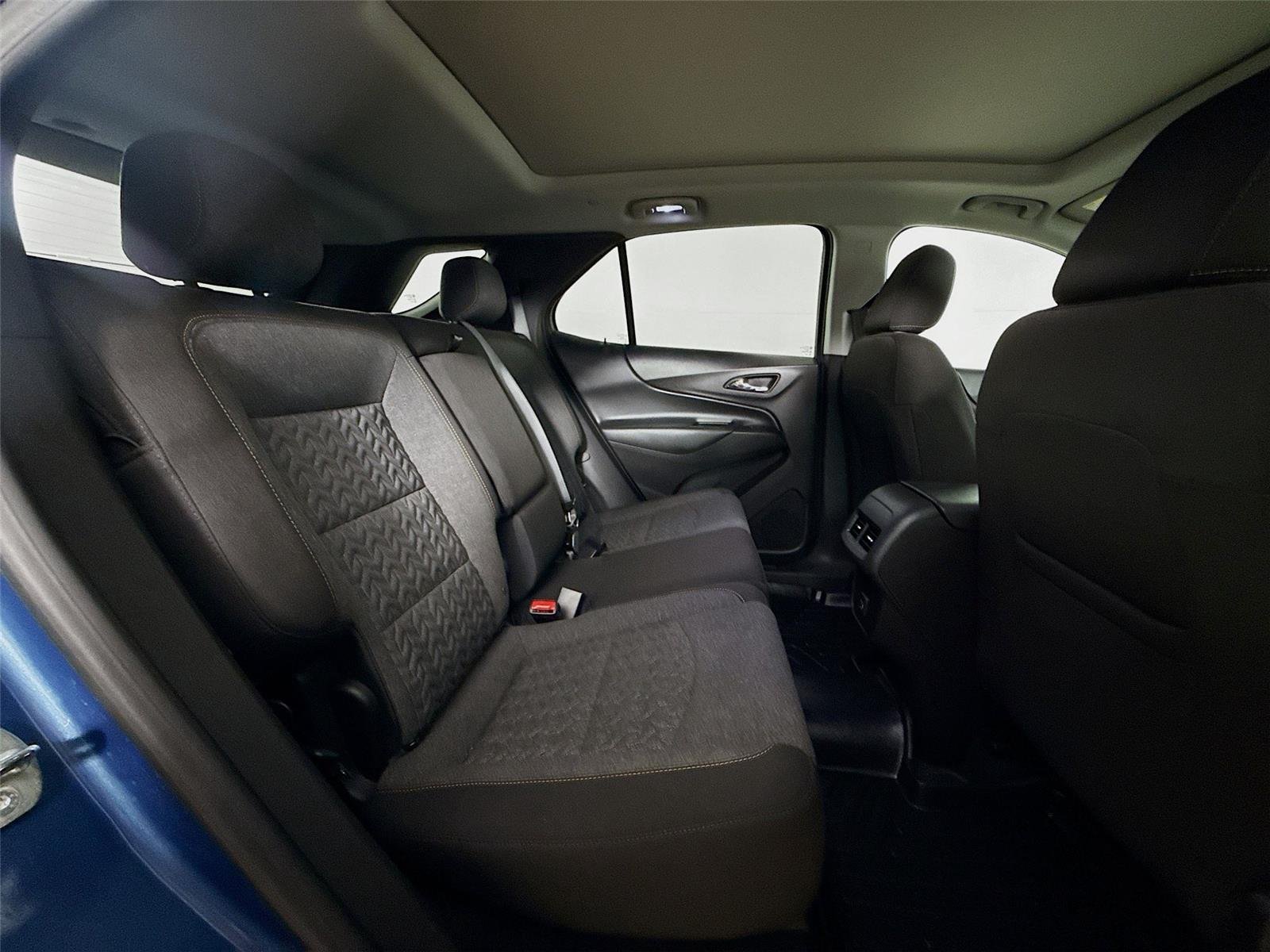 Used 2024 Lakeshore Blue Metallic Chevrolet LT image 28
