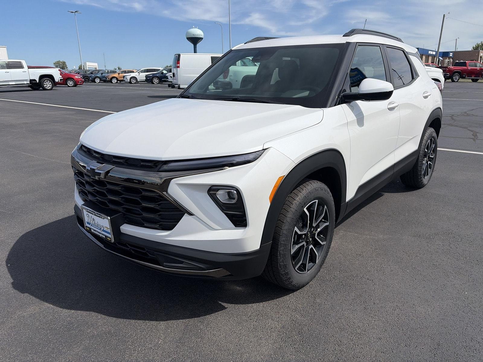 New 2026 Iridescent Pearl Tricoat Chevrolet ACTIV image 8
