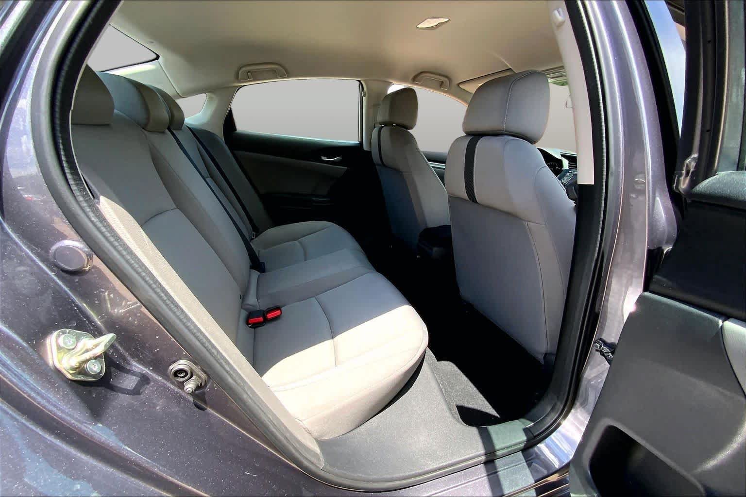 Used 2016 Modern Steel Metallic Honda LX image 19