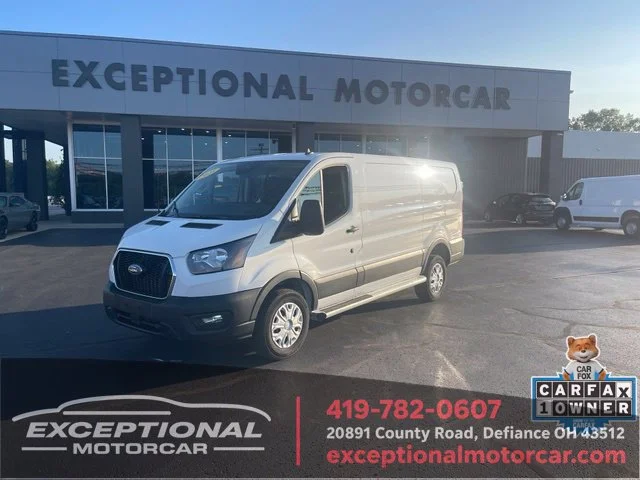 Used 2025 White Ford Base image 1