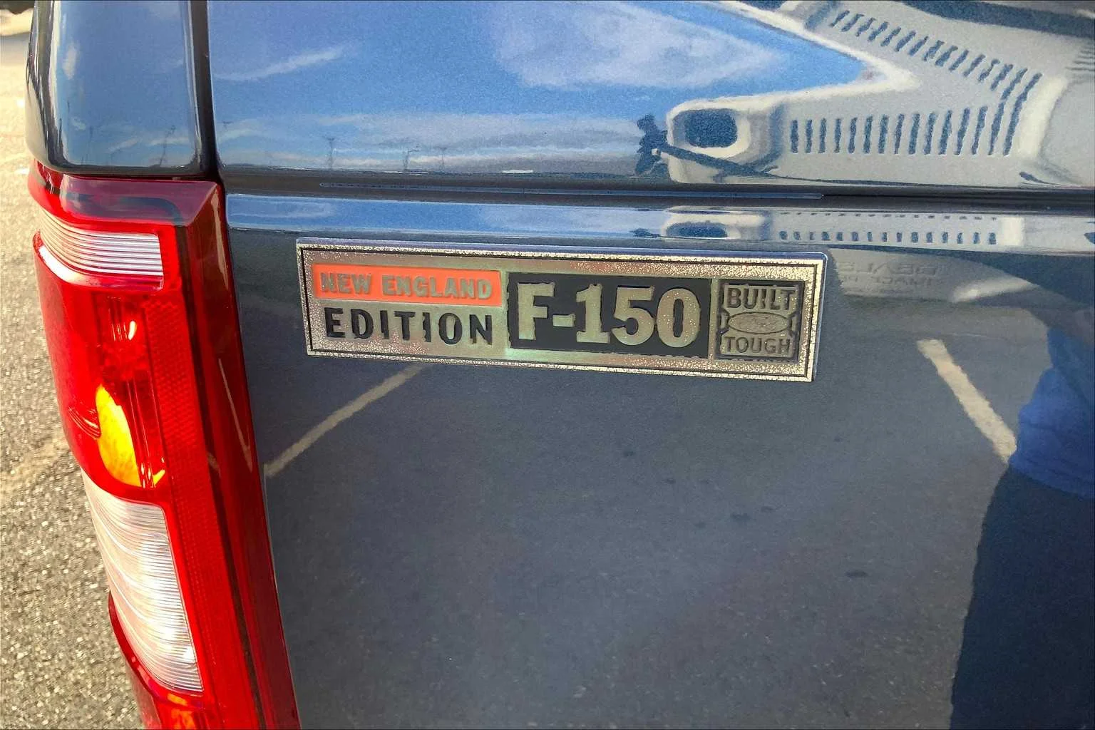 Used 2018 Blue Jeans Metallic Ford XL image 33
