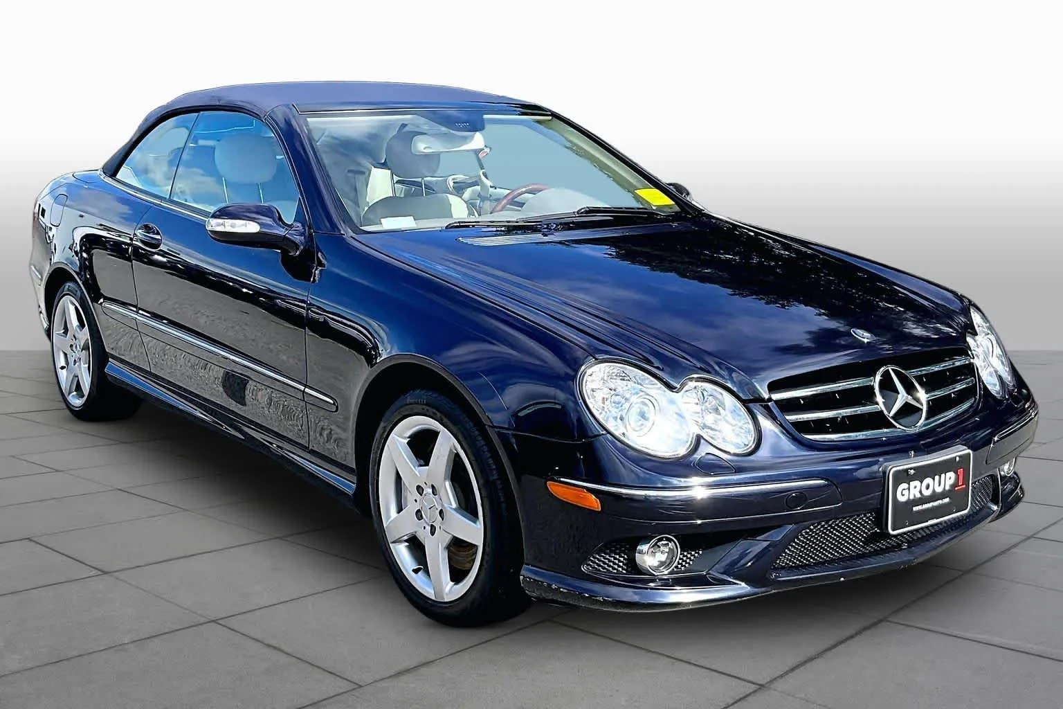 Pre-Owned 2006 Mercedes-Benz CLK500 5.0L