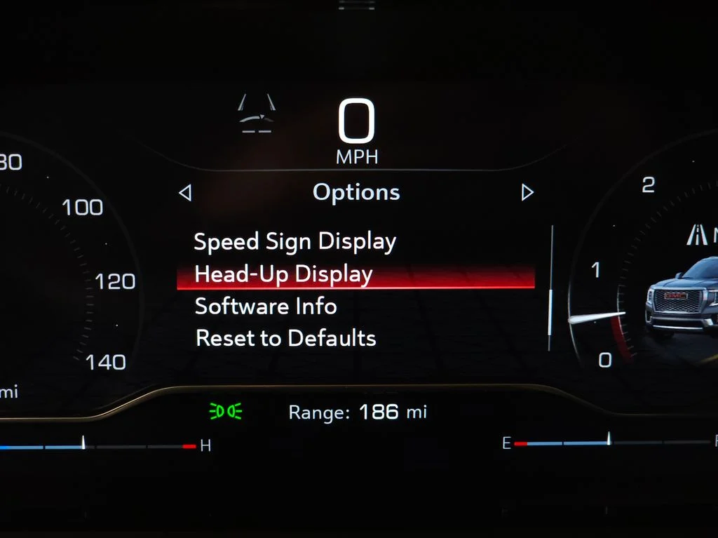 Used 2024 White GMC Denali image 25