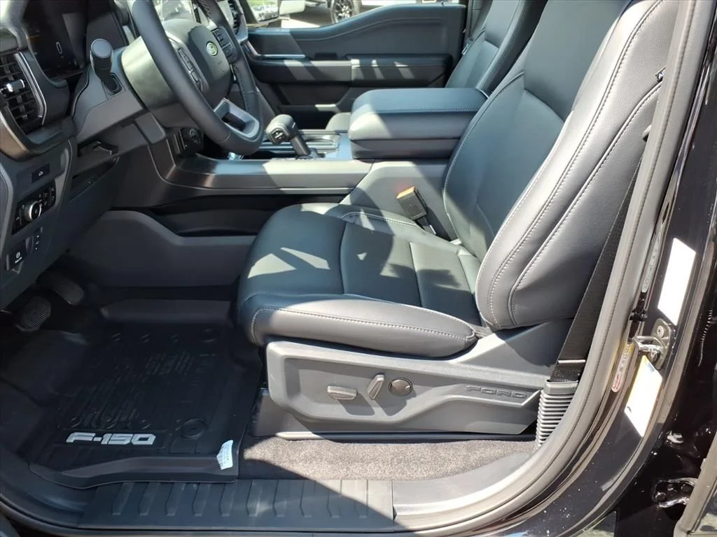 New 2026 Agate Black Metallic Ford Lariat® image 12