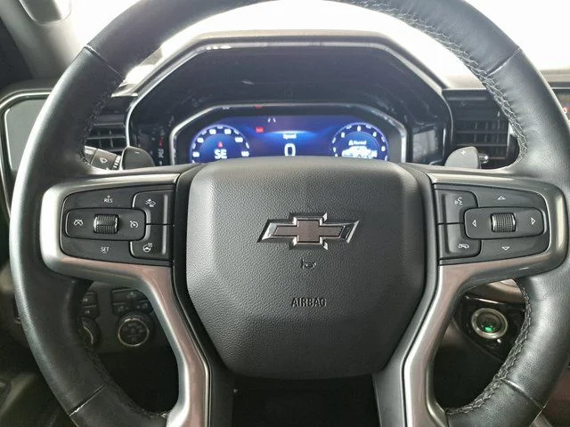 Used 2023 Red Chevrolet RST image 10
