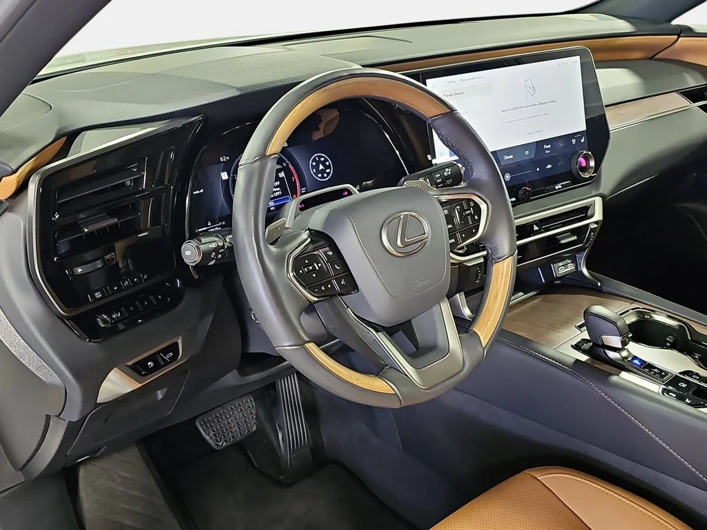 Certified Used 2025 White Lexus 350 Premium image 17
