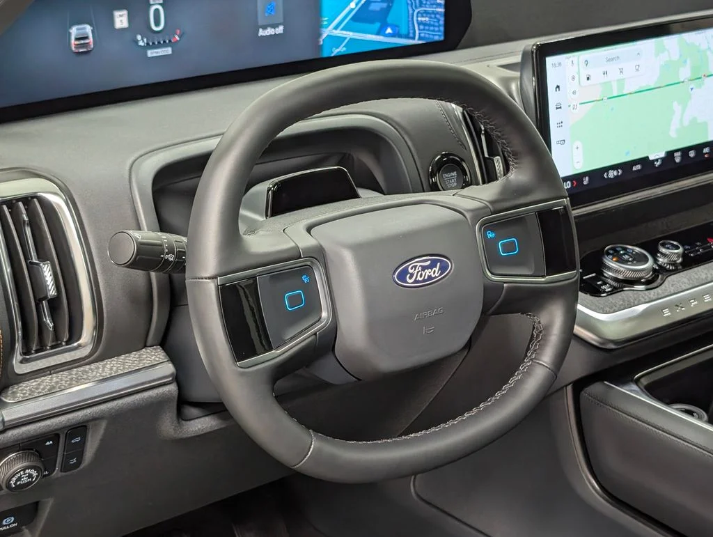 New 2027 Dark Matter Gray Metallic Ford Tremor® image 9