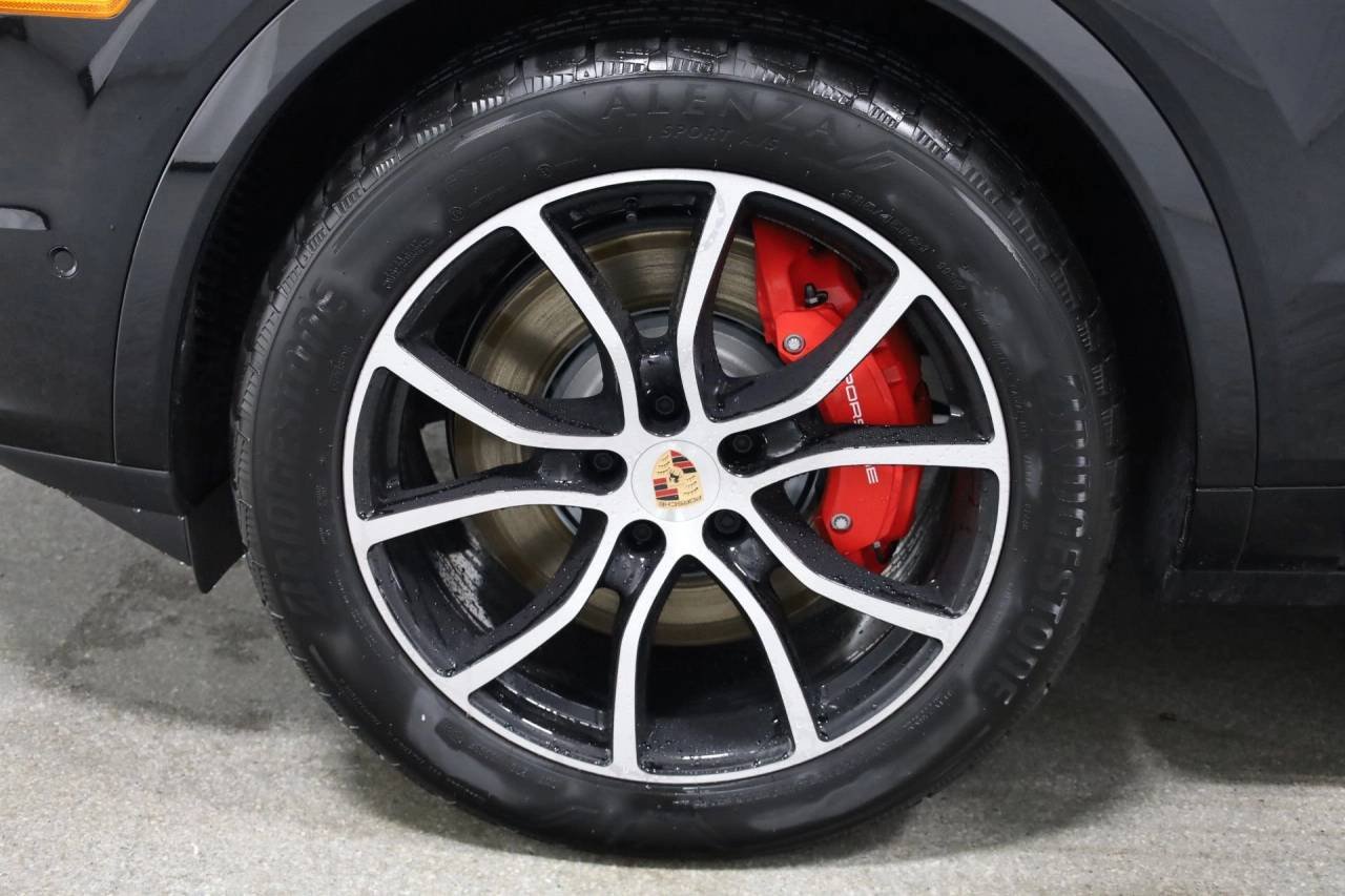 New 2026 Chromite Black Metallic Porsche S Coupe image 40