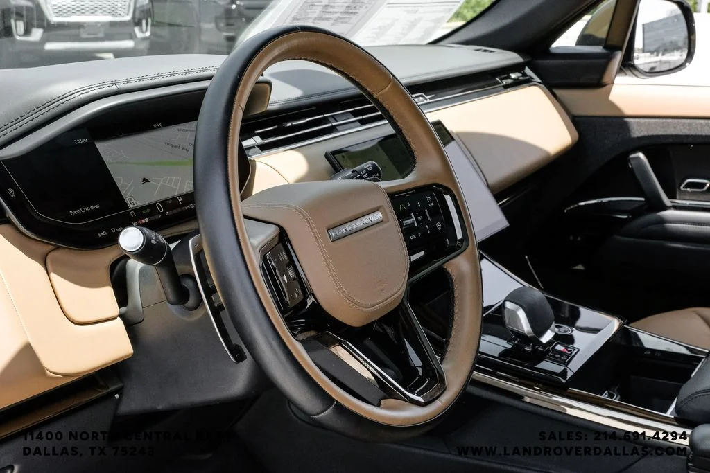 Certified Used 2024 SV Bespoke Match to Sample in Gloss Finish Land Rover Autobiography image 15