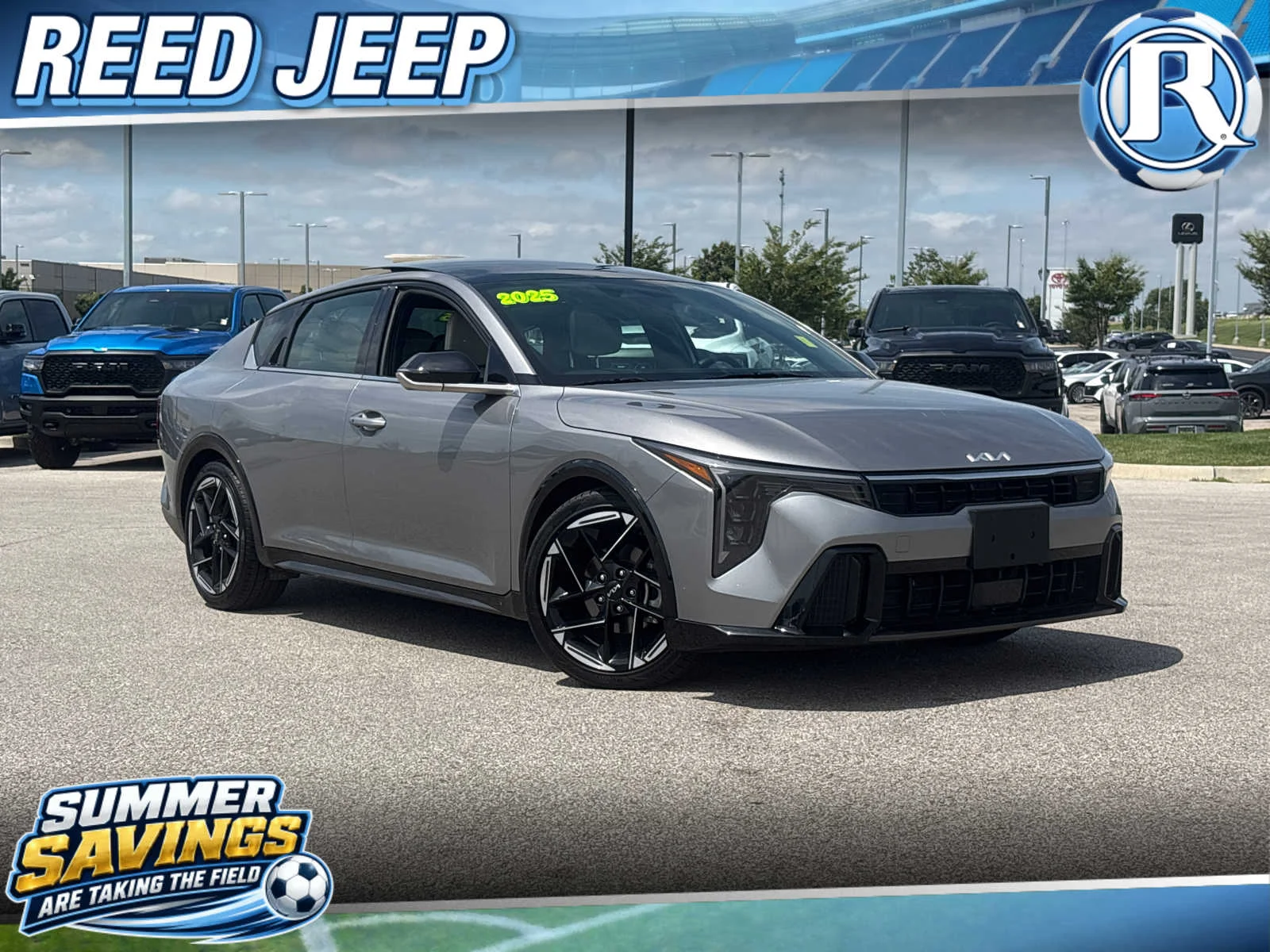 2025 Kia K4 GT-Line AT's photo