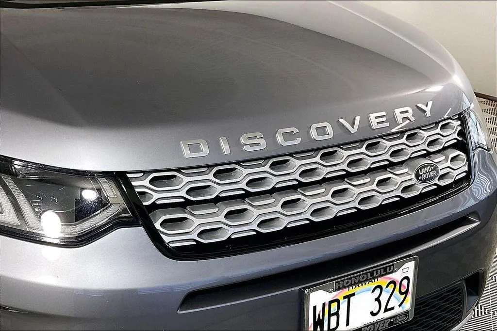 Used 2020  Land Rover SE image 29