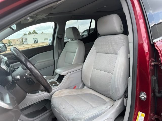Used 2020 Red GMC SLE image 17