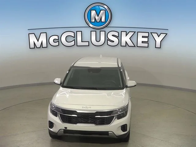 Used 2026 White Kia LX image 16