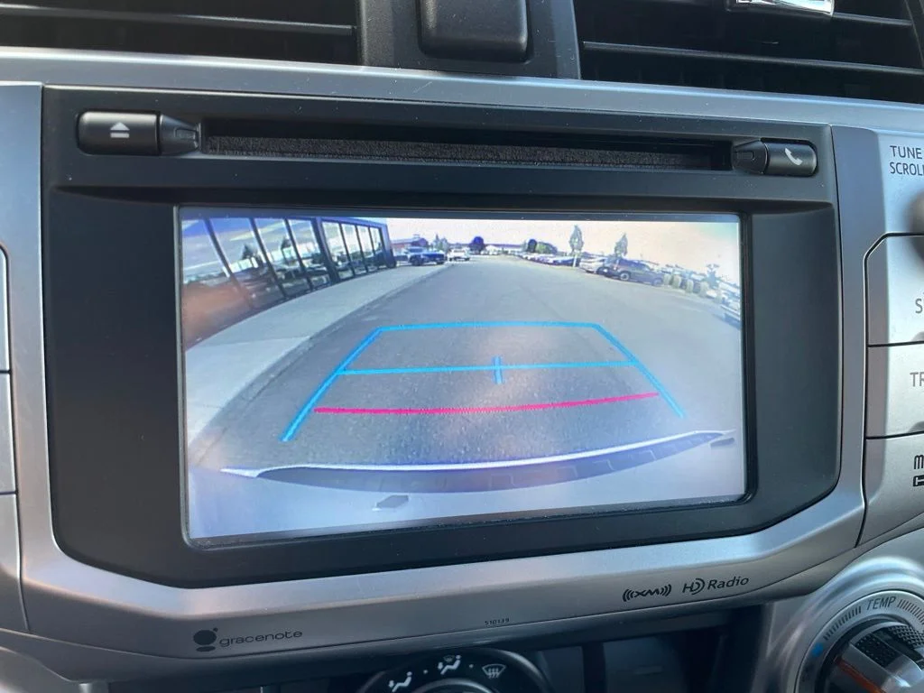 Used 2018 Classic Silver Metallic Toyota SR5 Premium image 28