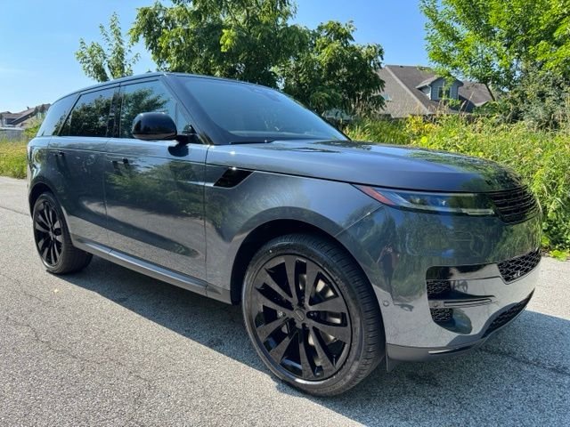 New 2026 Varesine Blue Land Rover SE image 4