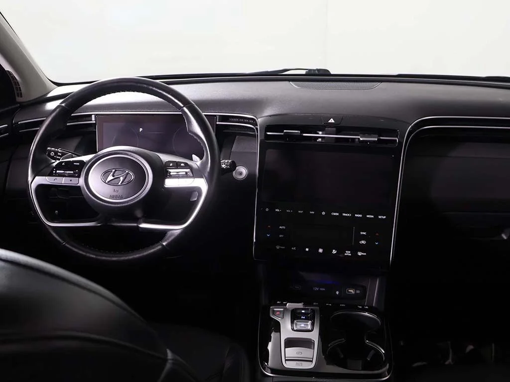 Used 2022 Black Hyundai Limited image 34