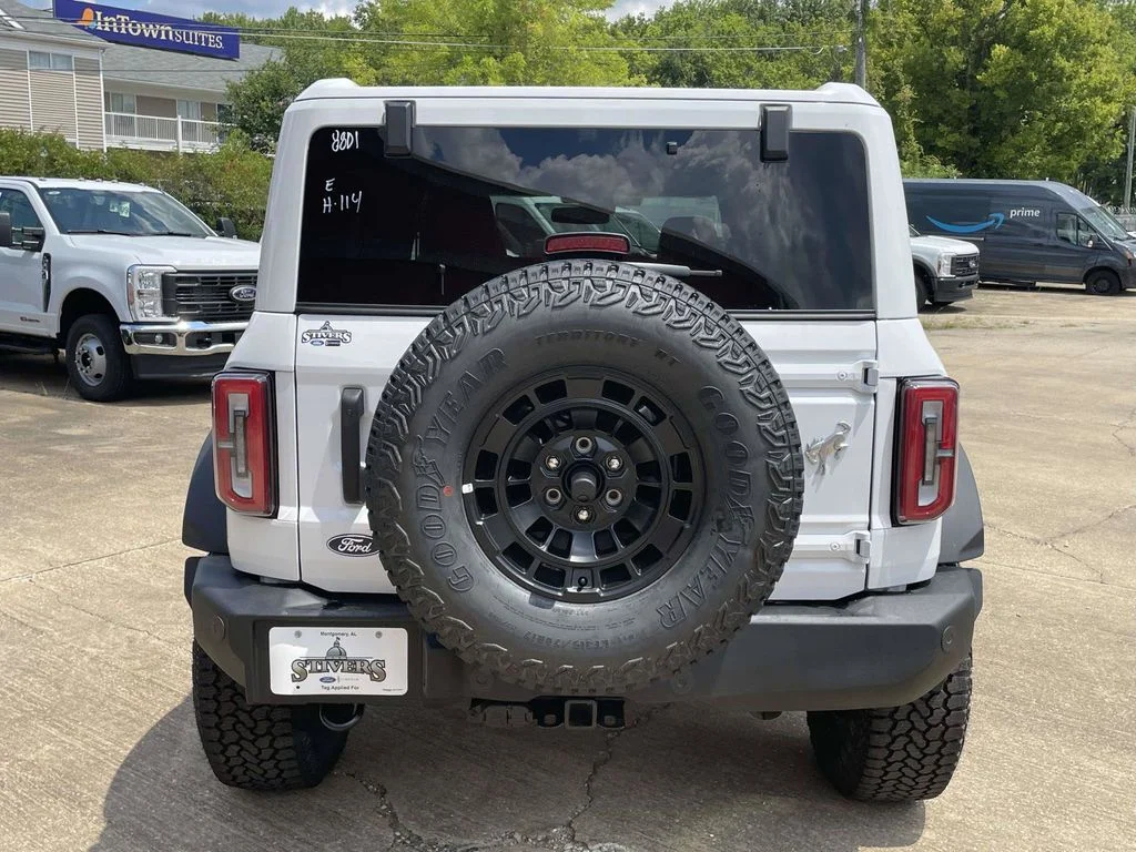 New 2026 Oxford White Ford Outer Banks image 4