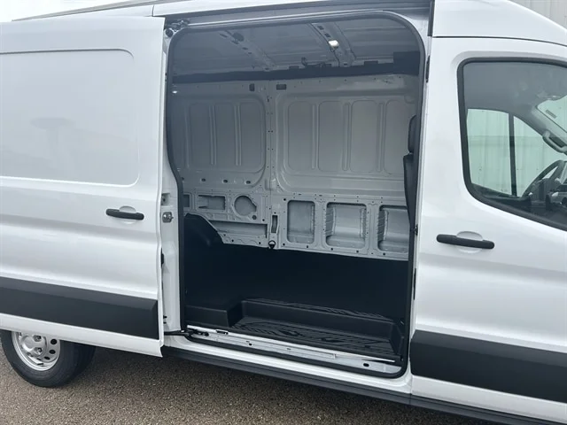 2026 Ford Transit Van Base - Photo 9