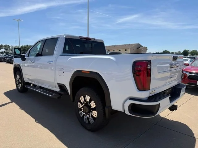 2026 GMC Sierra 2500HD Denali - Photo 6