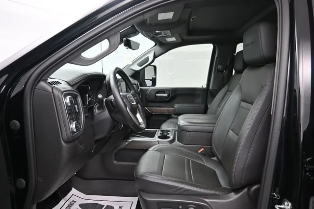 Used 2023 Onyx Black GMC Denali image 9