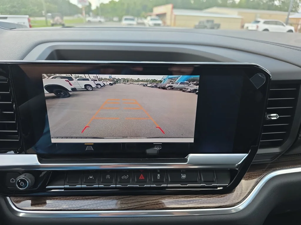 New 2026 Summit White Chevrolet LT image 25