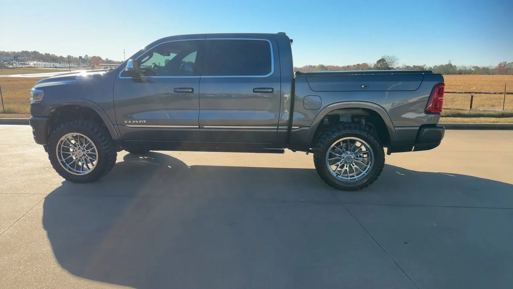 New 2026 Granite Crystal Metallic Clearcoat Ram Limited image 5
